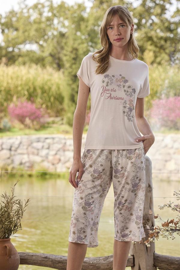 Arias Closet Çiçek Desenli ve Baskılı "You are Awesome" Kapri Takımı - Görsel 4