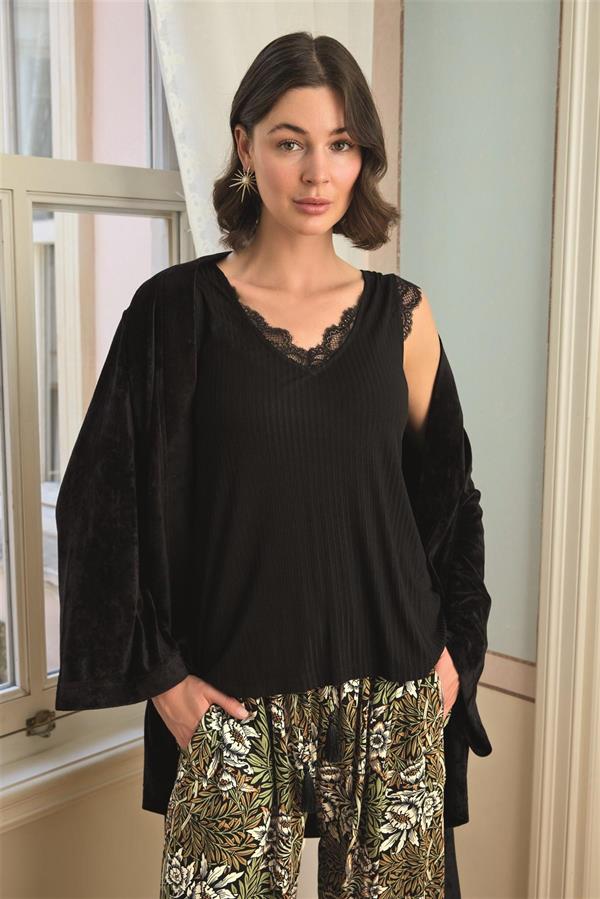 Arias Closet Çiçek Yaprak ve Etnik Desenli Dantelli 3'lü Pijama Takımı - Görsel 4