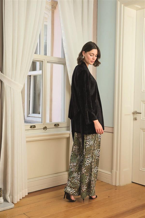 Arias Closet Çiçek Yaprak ve Etnik Desenli Dantelli 3'lü Pijama Takımı - Görsel 5