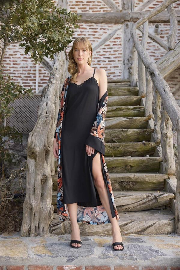 Arias Closet Çiçek ve Yaprak Desenli Dantelli ve Dekolteli Sabahlık Takımı - Görsel 2