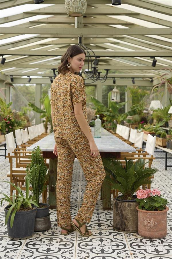 Arias Closet Çiçek ve Yaprak Desenli Önü Düğmeli Alt Üst Takım - Görsel 6