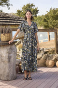Arias Closet %100 Viskon Çiçek ve Yaprak Desenli Önü Düğmeli Elbise - Görsel 1