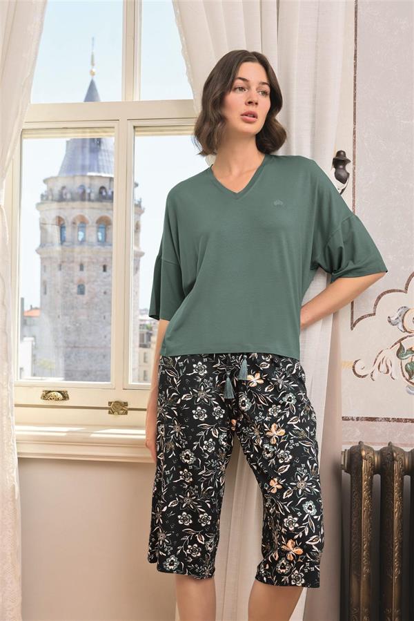Arias Closet Çiçek ve Yaprak Desenli V Yaka Büyük Beden Kapri Takımı - Görsel 2
