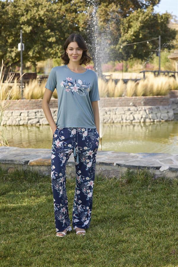 Arias Closet Çiçek ve Yaprak Desenli ve Baskılı Pijama Takımı - Görsel 1