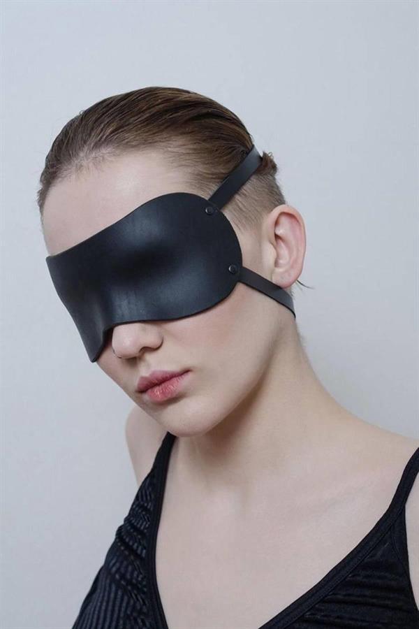 Arias Closet Düz Siyah Maske Uyku Gözlüğü - Görsel 1