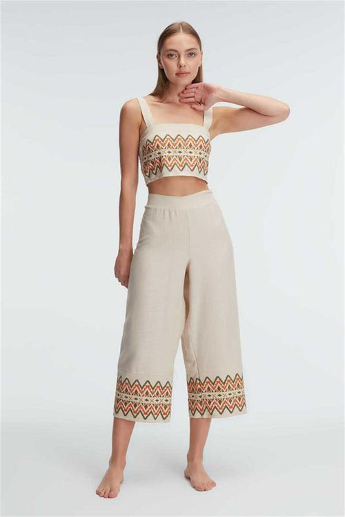 Arias Closet Askılı Oyuk U Yaka Geometrik Yazlık Uzun Nakış Detaylı Pijama Takımı - Görsel 1