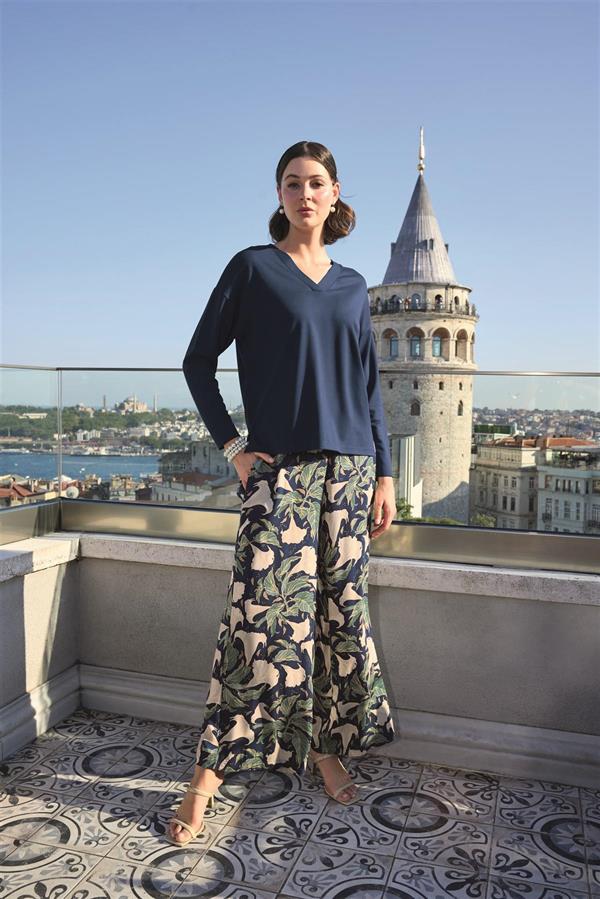 Arias Closet Yaprak Desenli Uzun Kollu V Yaka Pijama Takımı - Görsel 2
