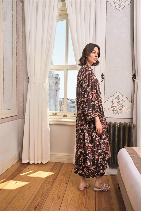 Arias Closet Yaprak Desenli Yırtmaçlı Dantelli ve Dekolteli Büyük Beden Sabahlık Takımı - Görsel 5