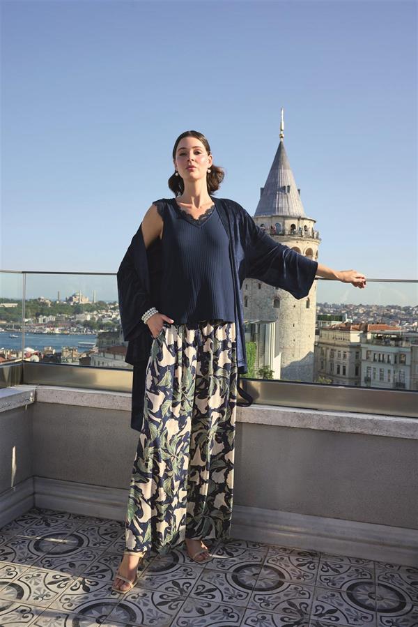 Arias Closet Yaprak Desenli ve Dantelli 3'lü Pijama Takımı - Görsel 2