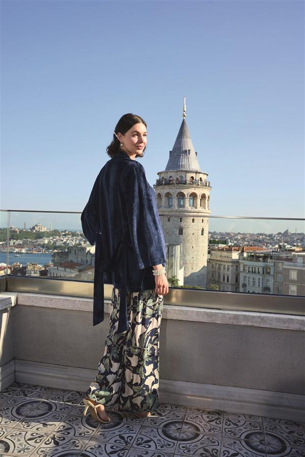 Arias Closet Yaprak Desenli ve Dantelli 3'lü Pijama Takımı - Görsel 3