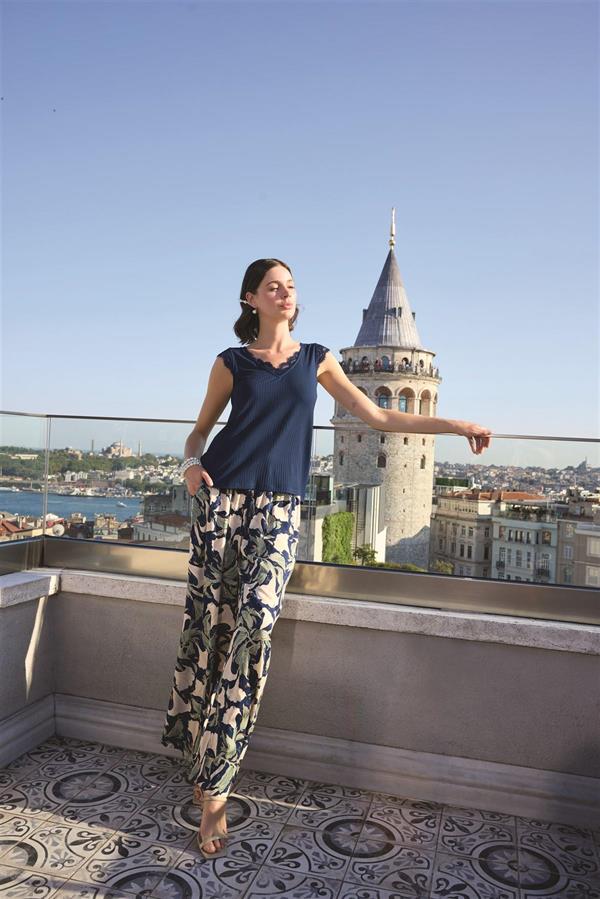 Arias Closet Yaprak Desenli ve Dantelli 3'lü Pijama Takımı - Görsel 5