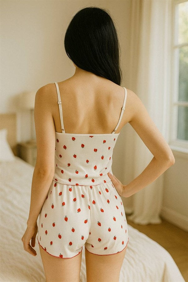 Arias Closet Beyaz Üstüne Çilek Desenli Askılı Şortlu Pijama Takımı - Görsel 2