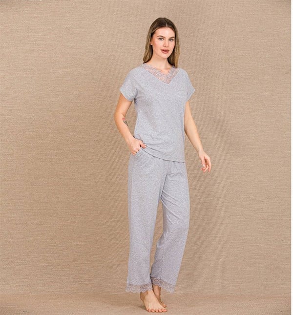 Arias Closet Viskon Şık Tasarım Dantel İşlemeli Gri Kısa Kol Pijama Takımı - Görsel 1