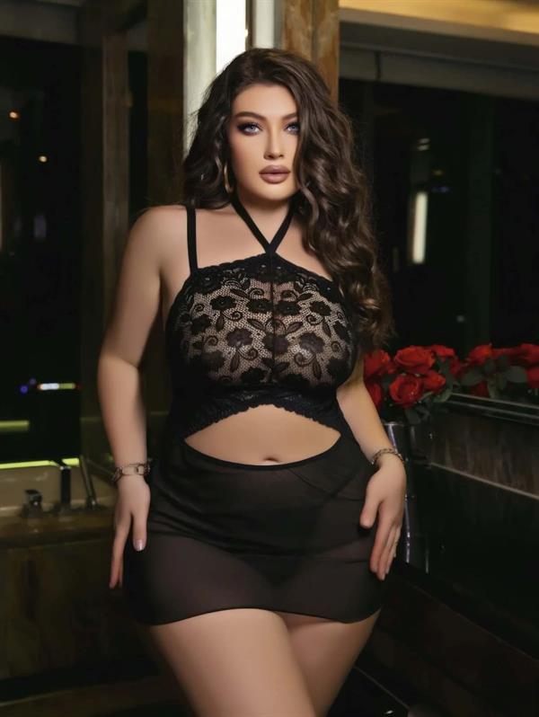 Arias Closet Siyah Dantel İşlemeli Göğüs Dekolteli Boyundan Bağlamalı Fantezi String Tül Gecelik Takımı - Görsel 3