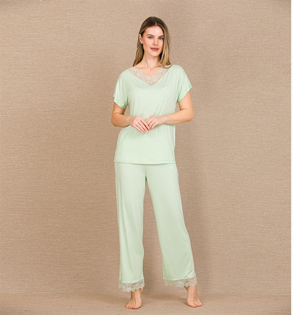 Arias Closet Viskon Şık Tasarım Dantel İşlemeli Açık Yeşil Kısa Kol Pijama Takımı - Görsel 1